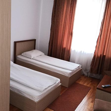 Hotel Posada Râmnicu Vâlcea Eksteriør billede