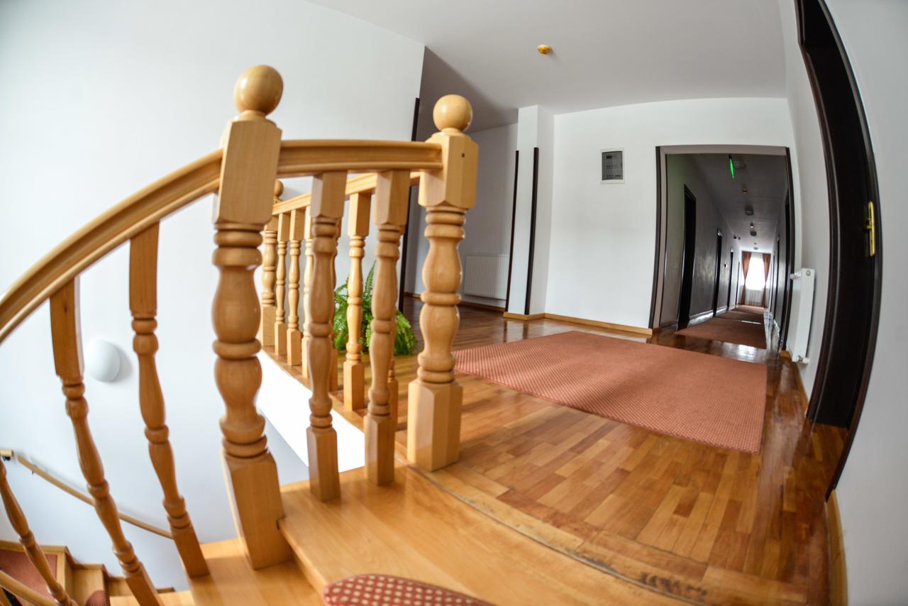 Hotel Posada Râmnicu Vâlcea Eksteriør billede