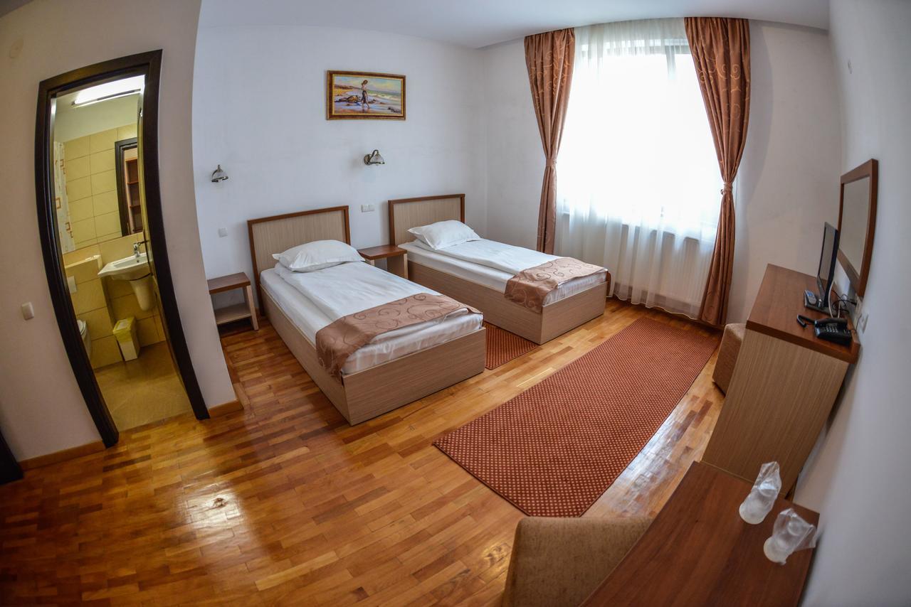 Hotel Posada Râmnicu Vâlcea Eksteriør billede